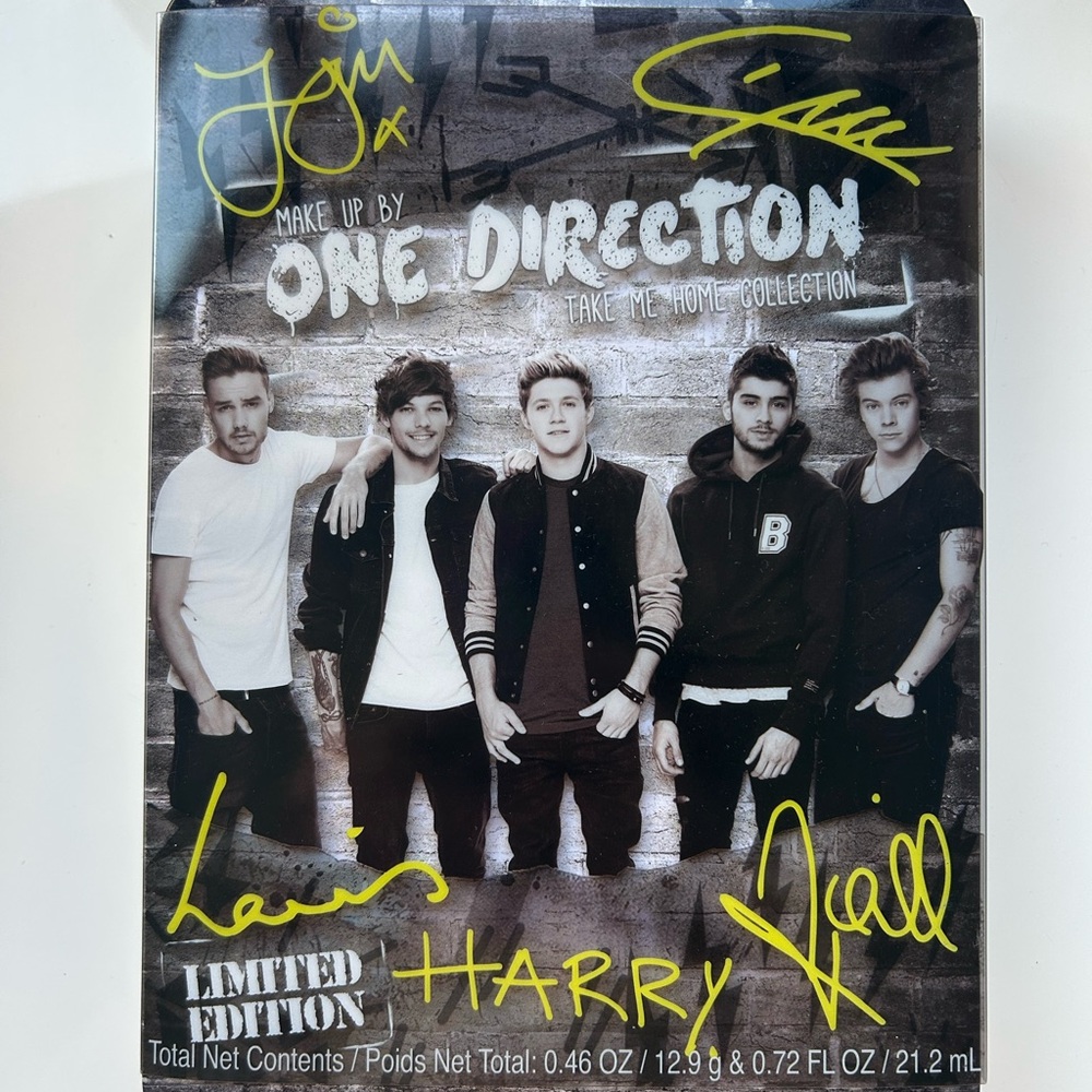 One Direction Limited Edition Take Me Home Makeup Set